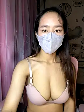 TiNa 04 online show from October 2, 2025, 10:51 am