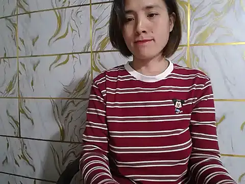 Lyzizi lovely09 online show from November 22, 2025, 12:37 pm