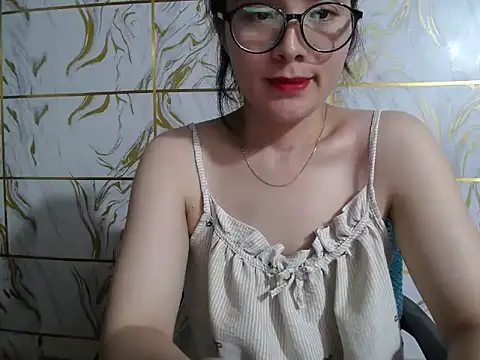 Lyzizi lovely09 online show from June 20, 2026, 2:11 pm