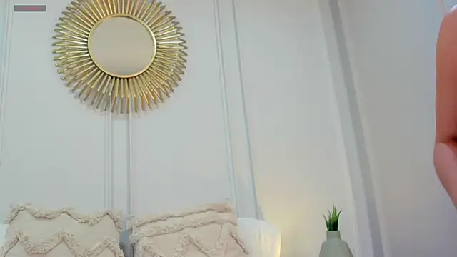 Snapshot of CharlotteBrownn_ chatting on May 29, 2026, 1:11 am CharlotteBrownn online show from May 29, 2026, 1:11 am