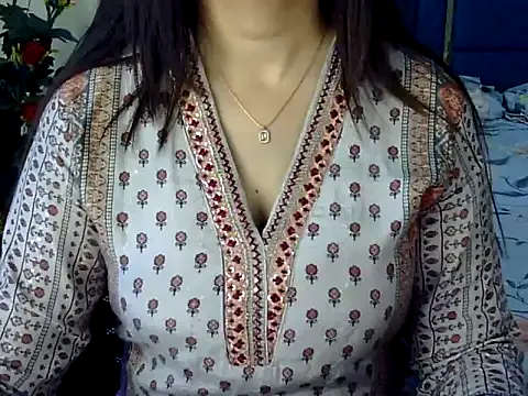 Snapshot of Rumi_cute chatting on March 8, 2026, 10:51 am Rumi cute online show from March 8, 2026, 10:51 am