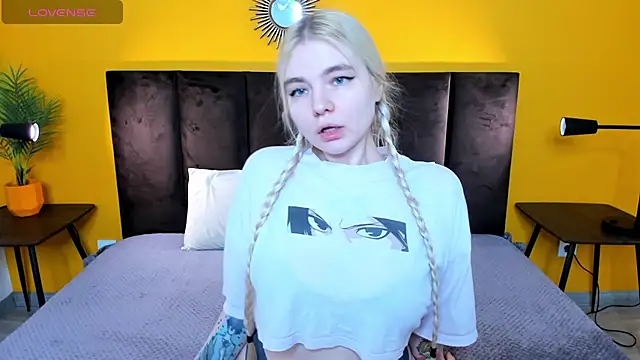 RuthBryant online show from January 19, 2026, 12:14 am