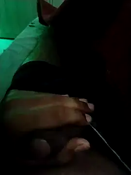 themasklover online show from March 29, 2026, 7:21 am