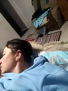 Funny Karina online show from November 21, 2025, 7:02 pm