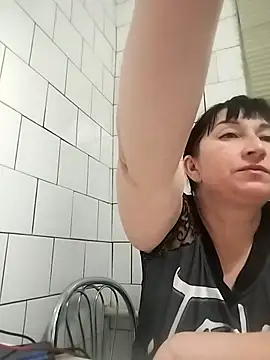 Funny Karina online show from November 12, 2025, 8:45 pm