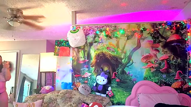 Princess  Kitty   online show from February 13, 2026, 6:41 pm