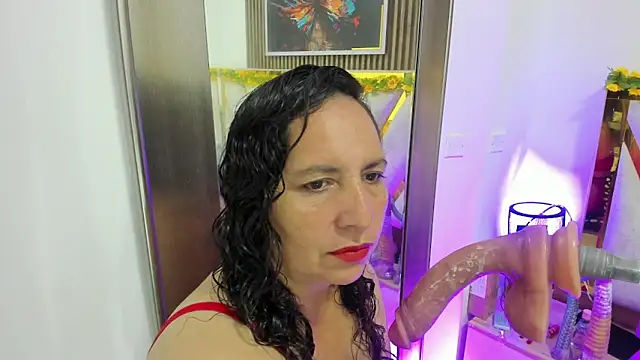 Luna Naughty1 online show from June 12, 2026, 9:29 am