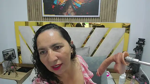 Luna Naughty1 online show from June 30, 2026, 6:41 pm