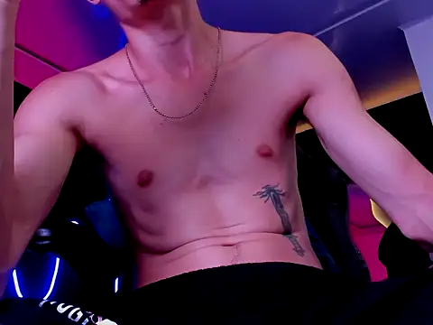 Snapshot of Damartinez27 chatting on October 19, 2025, 6:27 am Damartinez27 online show from October 19, 2025, 6:27 am