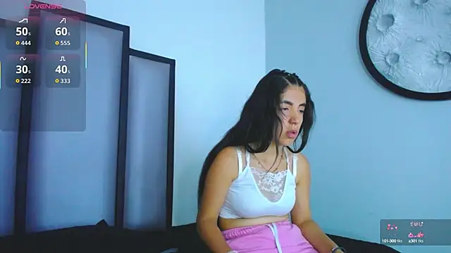 Lucy-23 online show from October 9, 2025, 4:24 am