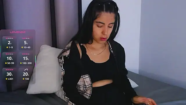 Lucy-23 online show from September 30, 2025, 4:40 am