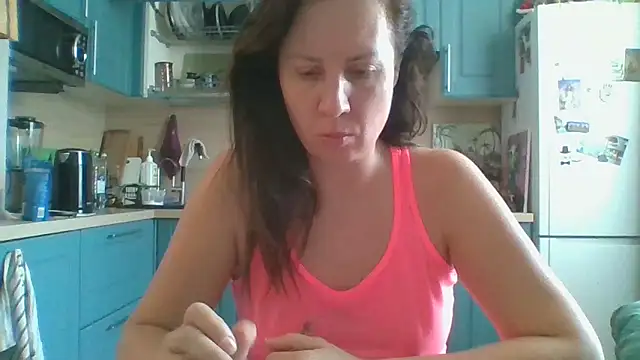 Snapshot of ALICAINWONDERLAND chatting on March 25, 2026, 11:20 am ALICAINWONDERLAND online show from March 25, 2026, 11:20 am