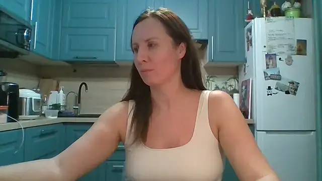 Snapshot of ALICAINWONDERLAND chatting on March 21, 2026, 10:35 pm ALICAINWONDERLAND online show from March 21, 2026, 10:35 pm