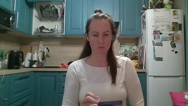 Snapshot of ALICAINWONDERLAND chatting on March 2, 2026, 5:20 pm ALICAINWONDERLAND online show from March 2, 2026, 5:20 pm