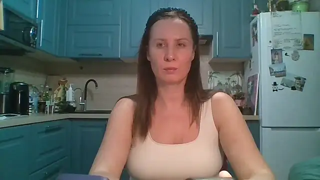 Snapshot of ALICAINWONDERLAND chatting on April 4, 2026, 6:14 pm ALICAINWONDERLAND online show from April 4, 2026, 6:14 pm