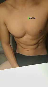 Hottlyboy02 online show from September 28, 2025, 4:14 pm