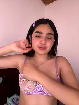 Clementyne30 online show from September 19, 2025, 12:25 am