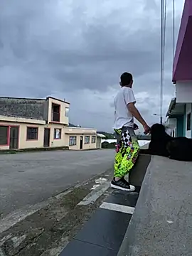 Snapshot of elfernh chatting on February 21, 2026, 11:29 pm elfernh online show from February 21, 2026, 11:29 pm