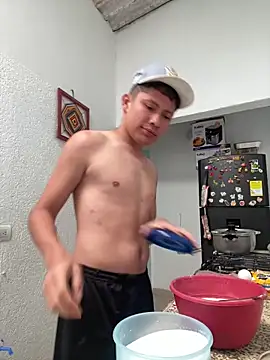 Snapshot of elfernh chatting on December 22, 2025, 1:11 pm elfernh online show from December 22, 2025, 1:11 pm