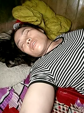 CoMay003 online show from March 18, 2026, 9:37 pm