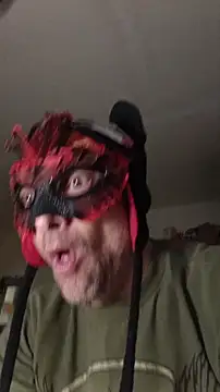 Snapshot of dicinyou80 chatting on December 20, 2025, 8:17 am dicinyou80 online show from December 20, 2025, 8:17 am