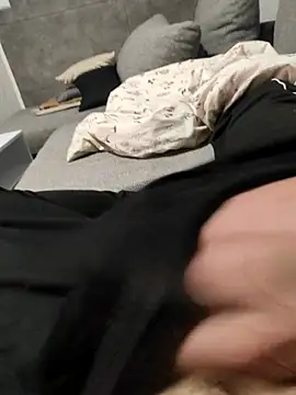 hansvonerotic1 online show from November 13, 2025, 3:49 pm