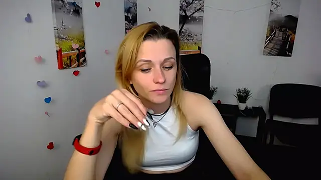 PeppyMia online show from November 12, 2025, 7:45 am