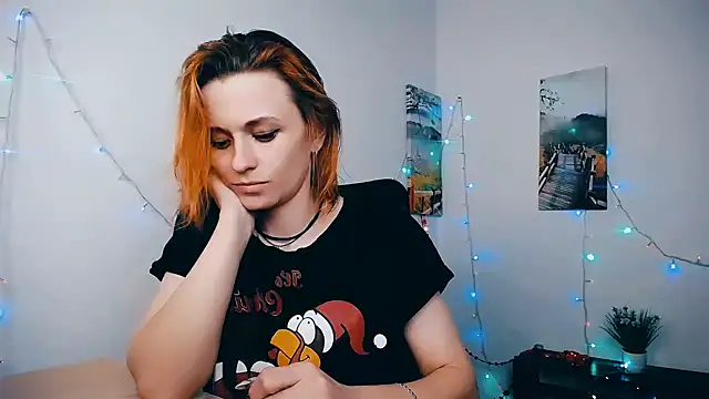 PeppyMia online show from May 7, 2026, 8:34 pm
