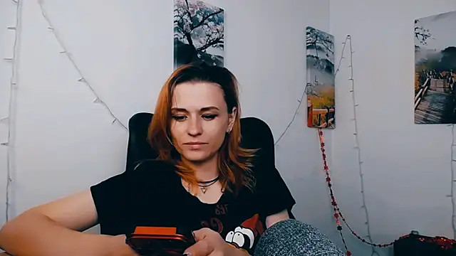PeppyMia online show from May 10, 2026, 5:22 am