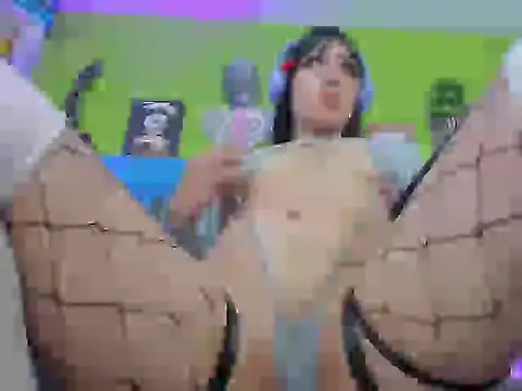 AnnaMarss online show from November 8, 2025, 5:11 am