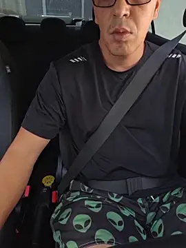 Snapshot of Carloskasado chatting on September 20, 2025, 1:05 pm Carloskasado online show from September 20, 2025, 1:05 pm