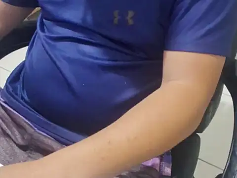 Snapshot of Carloskasado chatting on March 15, 2026, 12:06 am Carloskasado online show from March 15, 2026, 12:06 am