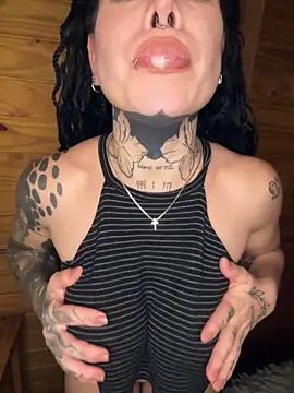 Babylulu b online show from March 3, 2026, 11:12 pm