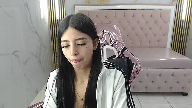 Snapshot of alehp_rose_s chatting on April 8, 2026, 12:50 pm alehp rose s online show from April 8, 2026, 12:50 pm
