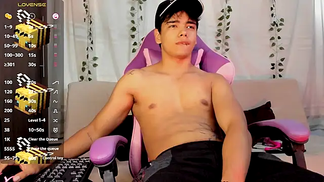 an drew18 online show from September 20, 2025, 2:44 pm