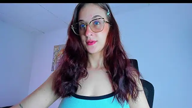 Snapshot of Laura_Ivy chatting on June 23, 2026, 1:09 pm Laura Ivy online show from June 23, 2026, 1:09 pm