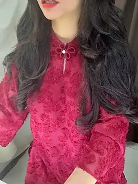 Snapshot of Voyerra_g chatting on February 17, 2026, 9:28 am Voyerra g online show from February 17, 2026, 9:28 am