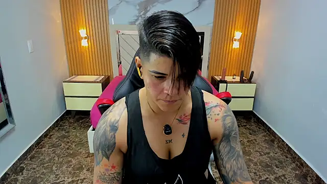 KAROLLJONES1 online show from March 14, 2026, 12:11 pm