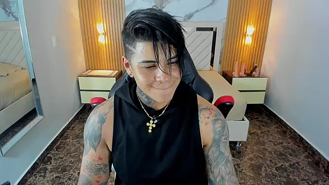 KAROLLJONES1 online show from June 25, 2026, 7:30 pm