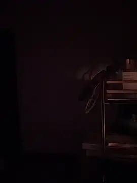 goddessmissmia online show from April 15, 2026, 5:02 am