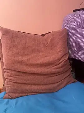 princesaliay online show from December 15, 2025, 6:36 pm