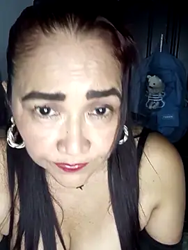 Snapshot of linda_luna29 chatting on November 22, 2025, 4:55 am linda luna29 online show from November 22, 2025, 4:55 am