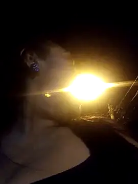 Snapshot of linda_luna29 chatting on October 6, 2025, 3:29 am linda luna29 online show from October 6, 2025, 3:29 am