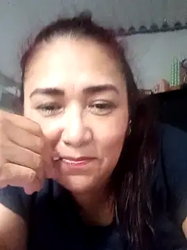 Snapshot of linda_luna29 chatting on January 10, 2026, 9:32 pm linda luna29 online show from January 10, 2026, 9:32 pm