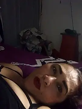 Snapshot of linda_luna29 chatting on September 19, 2025, 2:37 am linda luna29 online show from September 19, 2025, 2:37 am