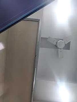 kiss like choco11 online show from March 25, 2026, 5:40 am