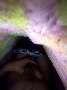 kiss like choco11 online show from October 16, 2025, 4:59 pm