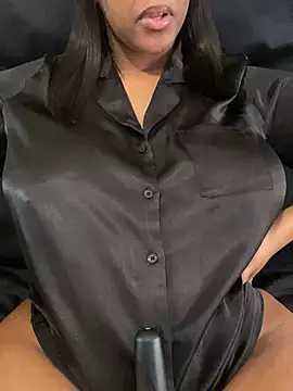 Sipsdoll online show from July 7, 2026, 9:02 am
