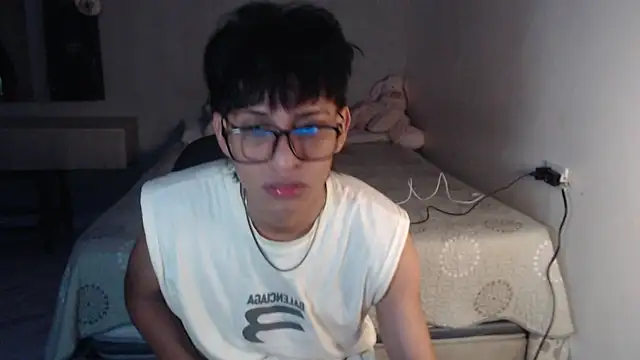 Snapshot of sung_yol chatting on September 18, 2025, 6:05 am sung yol online show from September 18, 2025, 6:05 am