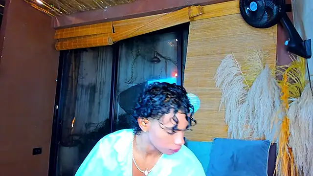 Snapshot of AlanCutee chatting on June 14, 2026, 3:41 am AlanCutee online show from June 14, 2026, 3:41 am